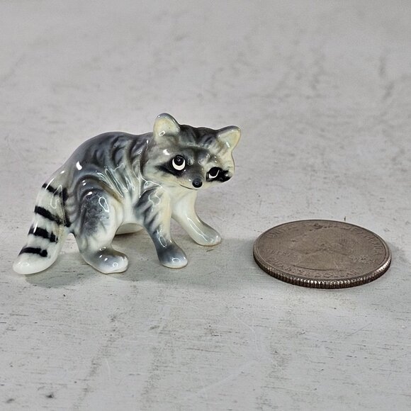 Vintage Bone China Raccoon Figurine Gray Miniature - Picture 7 of 8